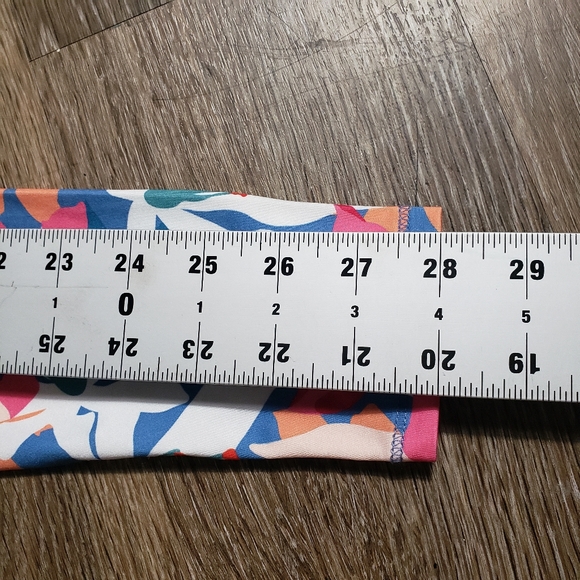 American Outdoorsman For Women Size Small Floral Activewear Shirt Pullover Blue. - Picture 12 of 12